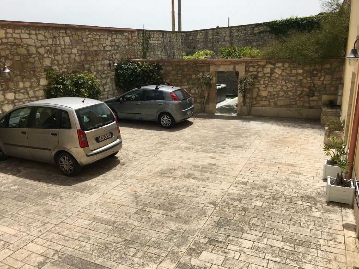 Le Fioriere Affittacamere E Casa Vacanze Ragusa Kültér fotó